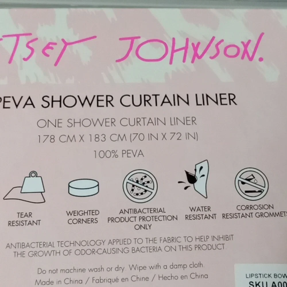 Betsey Johnson Pink Lipsticks Shower Curtain 💄💄💄💄